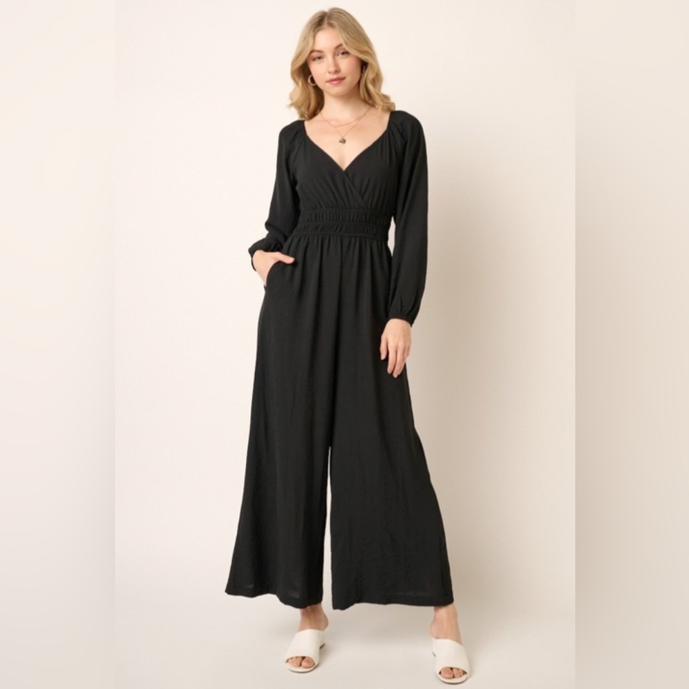 Mittoshop Classic Black Jumpsuit with Pockets
